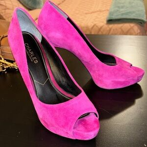 Charles by Charles David Fuchsia Peep Toe Heels 10